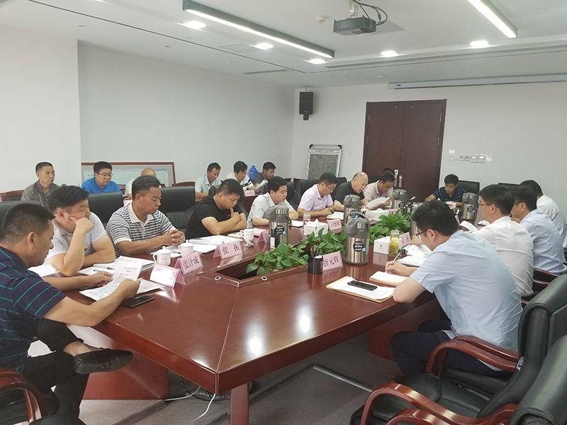 李腾飞最新照片，科技前沿引领未来生活新潮的展现者